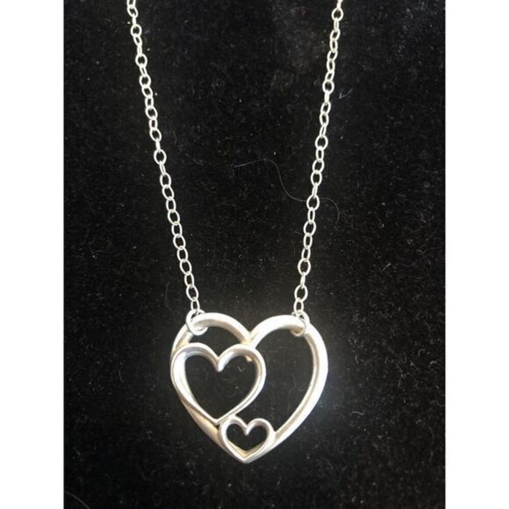 Sterling Silver Charmed Impressions Three Generations Heart Necklace 18” 925